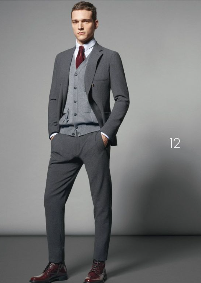 スーツにカーディガンはOK？就活生～社会人まで、マナーやおすすめコーデを解説 ENJOY ORDER Magazine