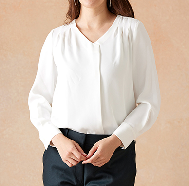 オーダーブラウス（レディース）￥9,800～