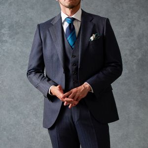 ネイビースーツ・ストライプのコーディネート（SCABAL）｜6041 