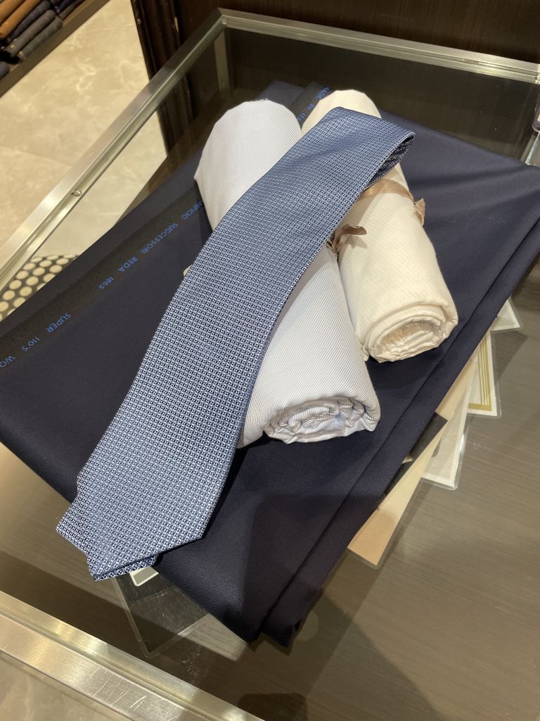新生活にむけて2パンツスーツを作ってみましょう【銀座新本店