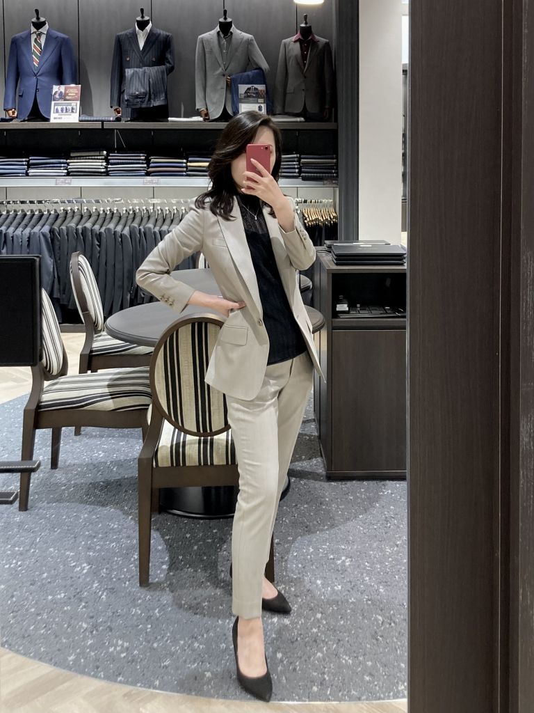 未使用【伊】レダ×銀座グローバルスタイル スーツ 2パンツスーツ 未使用【伊】レダ×銀座グローバルスタイル スーツ 2パンツスーツ