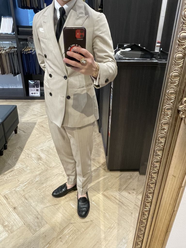 C4BD9E50-ABD7-4635-9EE0-