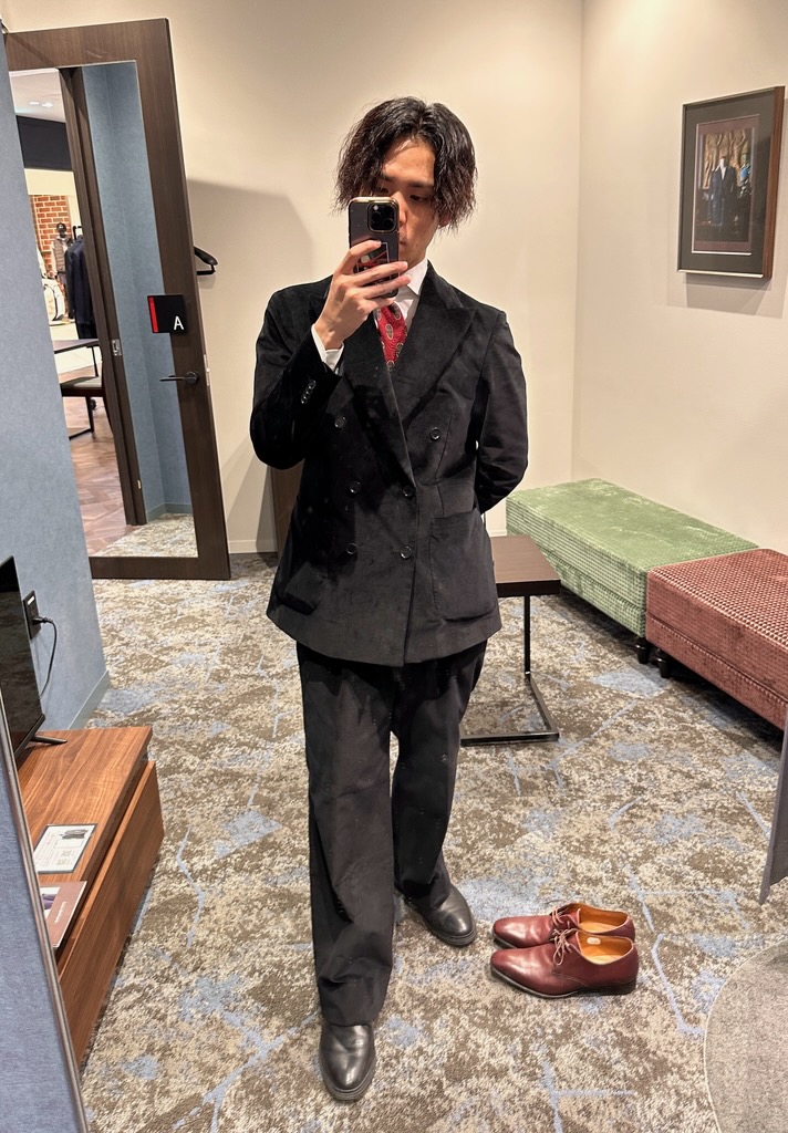 成人式スーツ大人気コーデュロイ生地！まだ間に合う！【なんばパークス