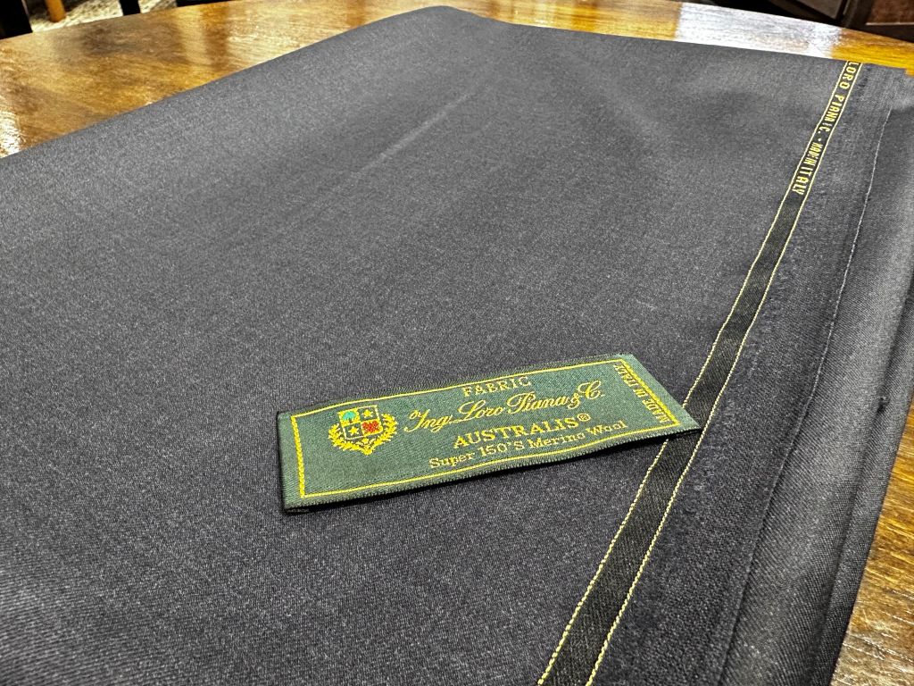 42000円→まさかの3万円に大幅値下げ！早い者勝ちHERNO ロロピアーナ 2024.10.10modelphoto15-460x552.jpg