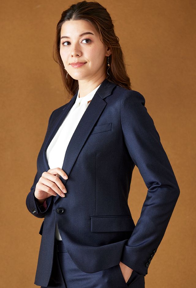 ブルーグレースーツ・無地のコーディネート（Cloth Ermenegildo