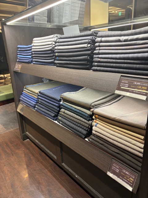 合馬公式アカウント1様 ロロピアーナ生地 テーラータナカ カシミヤ100% 横浜テーラーナガサカオーダーコート生地の入荷状況＆フェア