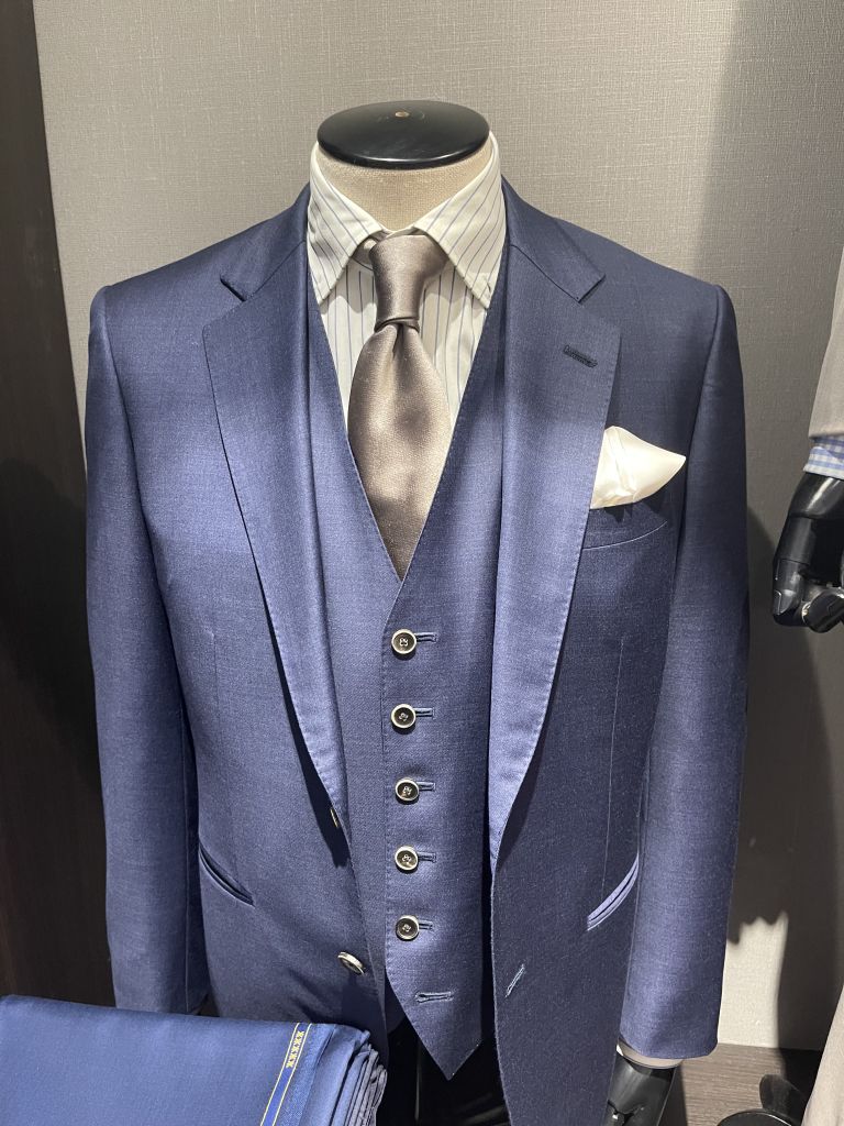 26年新作生地入荷しました 池袋東口店｜オーダースーツならGlobal